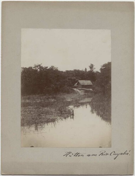 Huts on the Rio Cuyabá