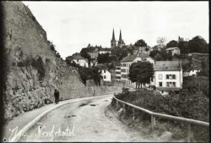 Neuchâtel, Blick auf das Schloss und die Kollegiatskirche