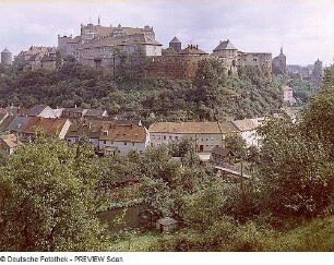 Bautzen. Türmereiche Stadt, Blick zum Schloßberg