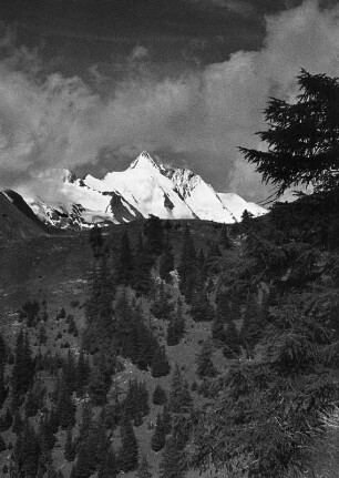 Kärnten. Großglockner. Ansicht von Südosten