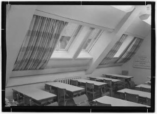 Königstein. Renovierte Häuser: Schulhort
