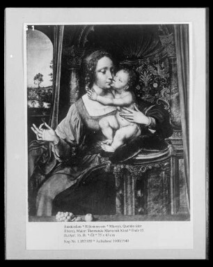 Thronende Maria mit Kind