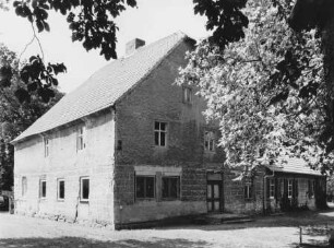 Altwustrow, Oderaue, Angerstraße 4