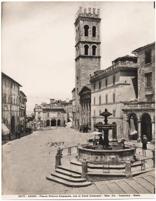 Piazza Vittorio Emanuele, Assisi: Ansicht