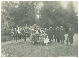 Gruppenbild in Tracht