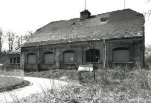 Dresden-Löbtau, Bünaustraße. Turnhalle (um 1910; H. Erlwein). Ansicht von Osten