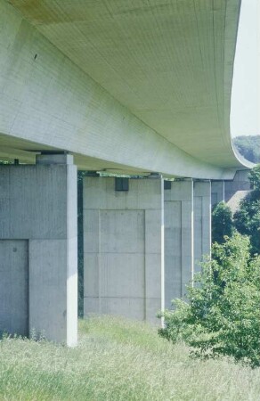 Talbrücke Hesperbach bei Velbert (A 44)