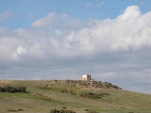 Insel Sizilien - Hausruine in der Landschaft : Aufgenommen auf der Insel Sizilien 2005