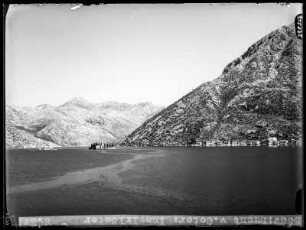 Bucht von Kotor, Inselklöster