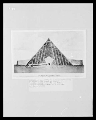 Rekonstruktionszeichnung der Pyramide des Sahure in Abusîr, Pyramidenschnitt