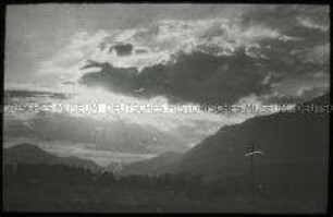 Blick von Garmisch-Partenkirchen auf die Zugspitze