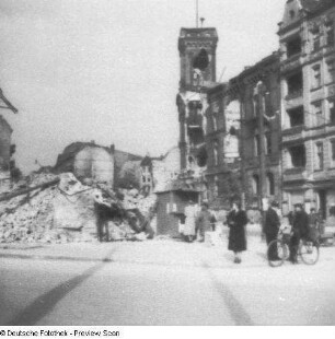 Berlin. Ruine des Wilmersdorfer Rathauses