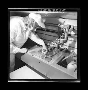 Montage der Epitaxie-Planar-Diode, Bild 7, Foto 1973