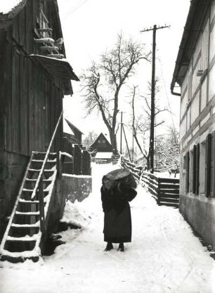 Elbsandsteingebirge. Hintere Sächsische Schweiz. Winterliche Dorfidylle