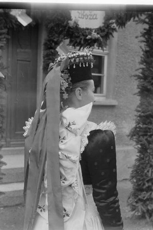 Sorbische katholische Hochzeit in Cölln. Braut. : Serbski katolski kwas w Chelnje. Njewjesta.
