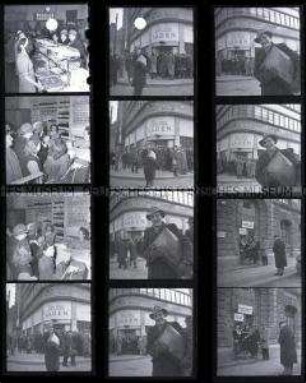 Schwarz-Weiß-Negative mit Aufnahmen aus einem HO-Warenhaus