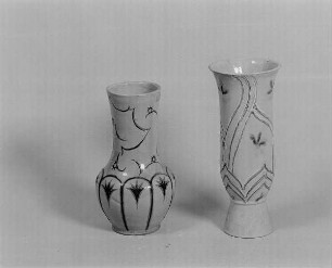 Vase : Zwei Vasen (um 1925; wohl K. Feuerriegel)