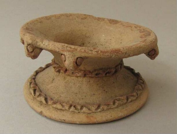 Clay vessel top