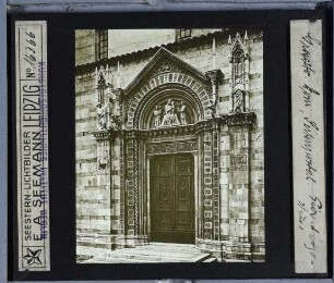Grosseto, Kathedrale S. Lorenzo : Seitenportal von Giovanni d'Agostino