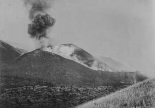 Eruption : Eruption des Vulkans Mount Cameroon