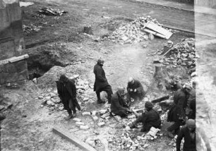 Tagebau Böhlen. Gefangene in Zeschwitz