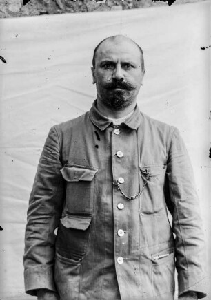 Portrait Karl Weules (Deutsch-Ostafrikaexpedition 1906-1907)