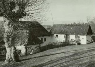 Rumänien, Bran-Poarta/Törzburg, Dreikanthof