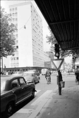 Wiesbaden: Geschäftshaus, Kirchgasse/Ecke Rheinstraße