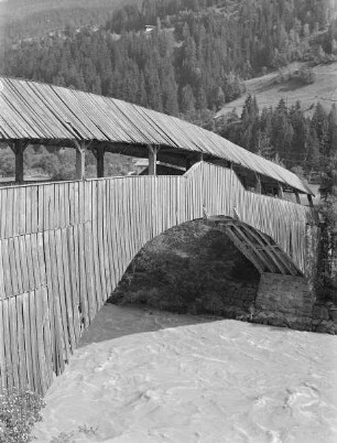Fußgängerbrücke Urgen