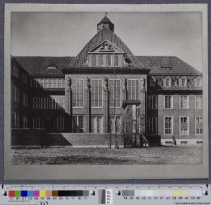 Museum für Hamburgische Geschichte : [Außenansicht]▶Risalit mit dem Kirchensaal