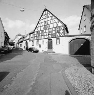 Weingut Münz-Albus; Kiedrich, Oberstraße 9