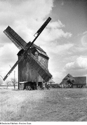 Bockwindmühle und Mühlengehöft, Sachsen (vor 1945)
