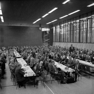 Kreisbauernverband Stormarn: Bad Oldesloe: Stormarnhalle: 36. Kreisbauerntag: Teilnehmer