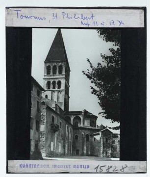 Tournus, St. Philibert : Außenansicht von S, Chor
