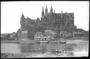 Meißen. Albrechtsburg - Schlepper und Ruderboot