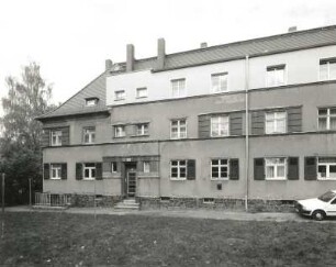 Wurzen, Eduard-Schulze-Straße 8/10. Doppelwohnhaus einer Wohnsiedlung (um 1925). Teilansicht Nummer 10