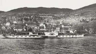 Personen-Seitenraddampfer "Karlsbad" (1898, Werft Blasewitz) der Sächsisch-Böhmischen Dampfschifffahrtsgesellschaft auf der Elbe Zalezly