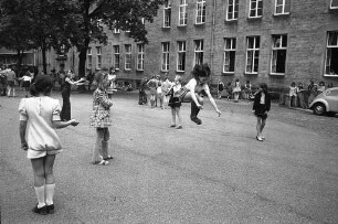 Große Pause beim Lessinggymnasium Karlsruhe