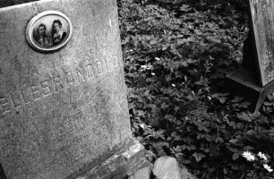 Ostrava : In Ostrava, Friedhof an der 28. rijná (inzwischen zum Park geschleift)