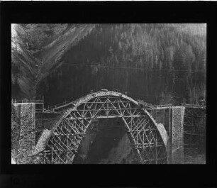 Die Rhätischen Bahnen und das Engadin