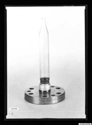 Getter-Ionenpumpe, Bild 4; Foto 1964