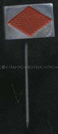 WHW-Abzeichen, Signalflaggen-Alphabet: F, Straßensammlung im Gau Hamburg, vom Januar 1942