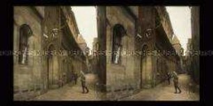 Zwei Jungen in der Gasse an der Neutormauer, Nürnberg