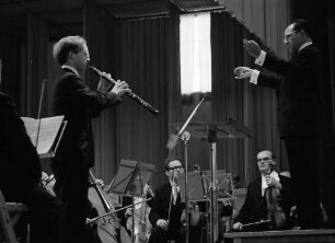 Donaueschingen: Donaueschinger Musiktage; Heinz Holliger, Oboe (Dirigent Pierre Boulez); Jacques Wildberger, Oboenkonzert