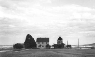 Löbau-Wohla. Blick auf Holländermühle und Gehöft