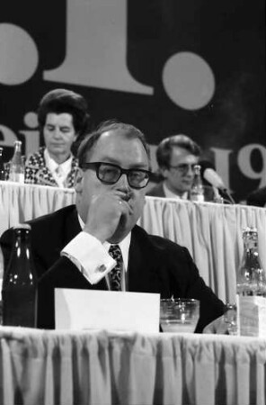 Freiburg: Stadthalle; FDP 22. Bundesparteitag, Josef Ertl