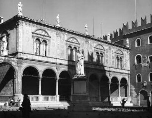 Verona, Piazza dei Signori. Loggia del Consiglio (1476/1493)