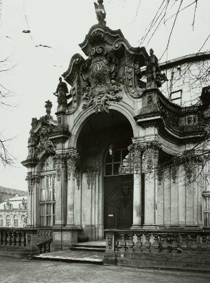 Wallpavillon