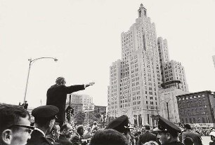 Lyndon B. Johnson bei einer Wahlkampfveranstaltung in Providence, Rhode Island
