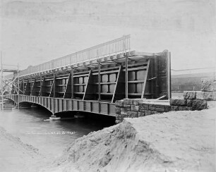 Bau der Leineflutbrücke bei Seelze/Mittellandkanal